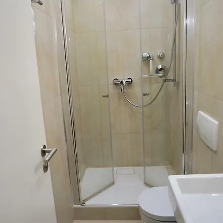 Quarto em Acomodações Particulares Zentrale In Ruhiger Lage Munique