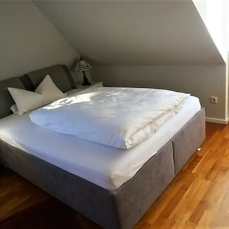 Quarto em Acomodações Particulares Zentrale In Ruhiger Lage